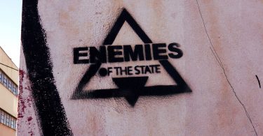 avis et critique Enemies of the State